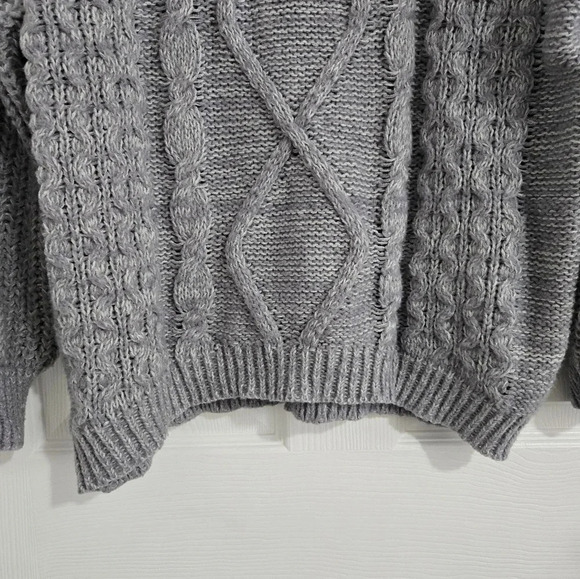SO Goods For Life Knitted Sweater Gray Women's Medium Fall Winter Warm Boho - Picture 3 of 13